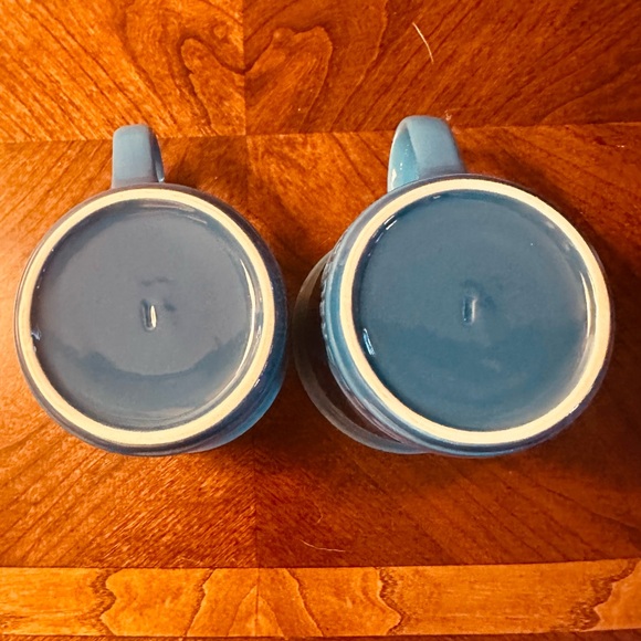 Le Creuset Marseille Blue Mugs Set - Picture 4 of 6